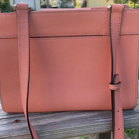 Michael Kors Hailee Crossbody Bag Peach - Picture 3 of 5
